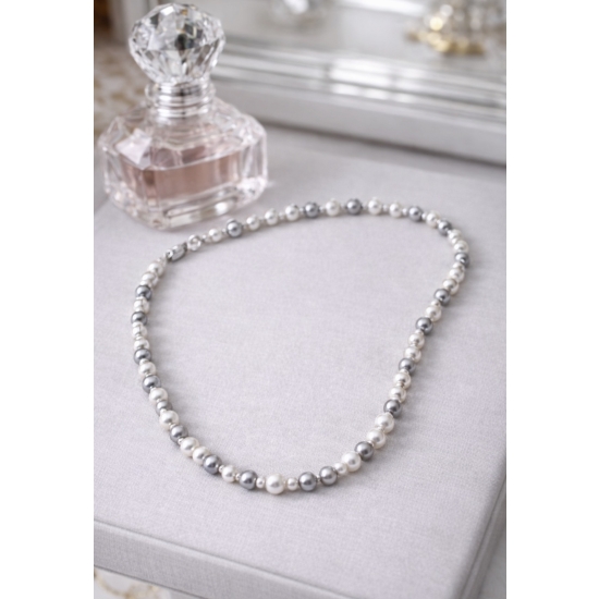 Klasyczny naszyjnik z perełek – subtelny i ponadczasowy